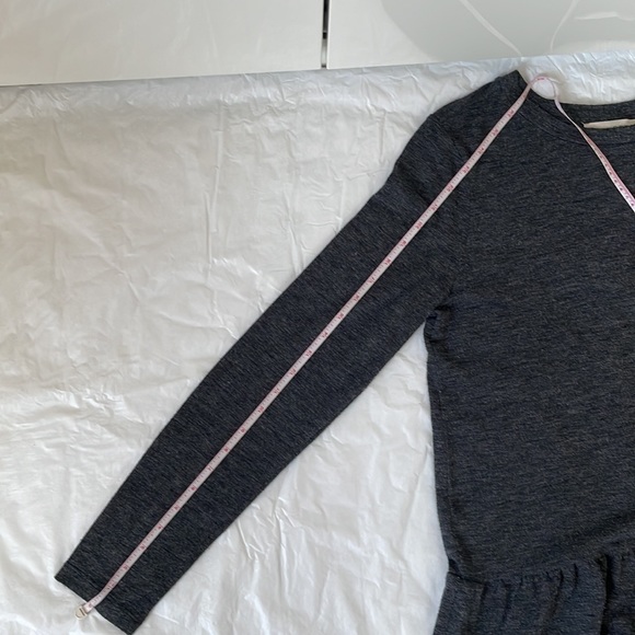 LOFT Sweater with long sleeves Color-Gray Size-Medium - Picture 8 of 13